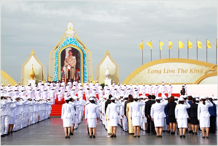 ﻿กรมบังคับคดี เข้าร่วมพิธีถวายสัตย์ปฏิญาณเพื่อเป็นข้าราชการที่ดีและพลังของแผ่นดิน เนื่องในวันเฉลิมพระชนมพรรษาสมเด็จพระเจ้าอยู่หัวมหาวชิราลงกรณ บดินทรเทพยวรางกูร 66 พรรษา 28 กรกฎาคม 2561